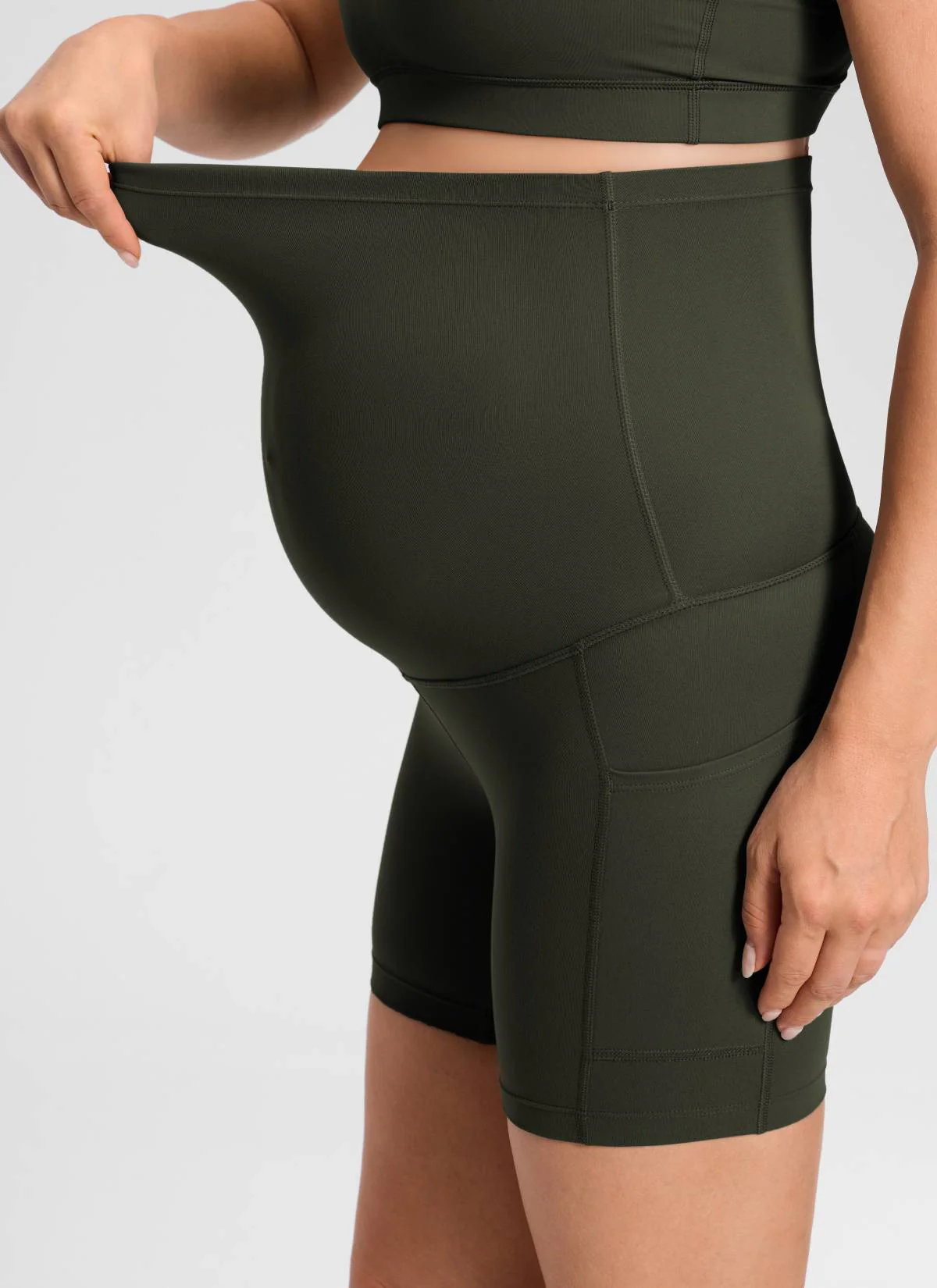 Butterluxe Maternity Pocket Shorts 5'' - Image 10