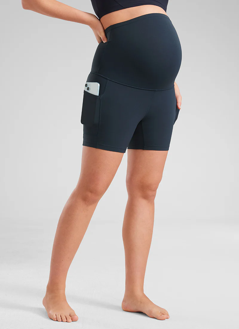 Butterluxe Maternity Pocket Shorts 5'' - Image 17