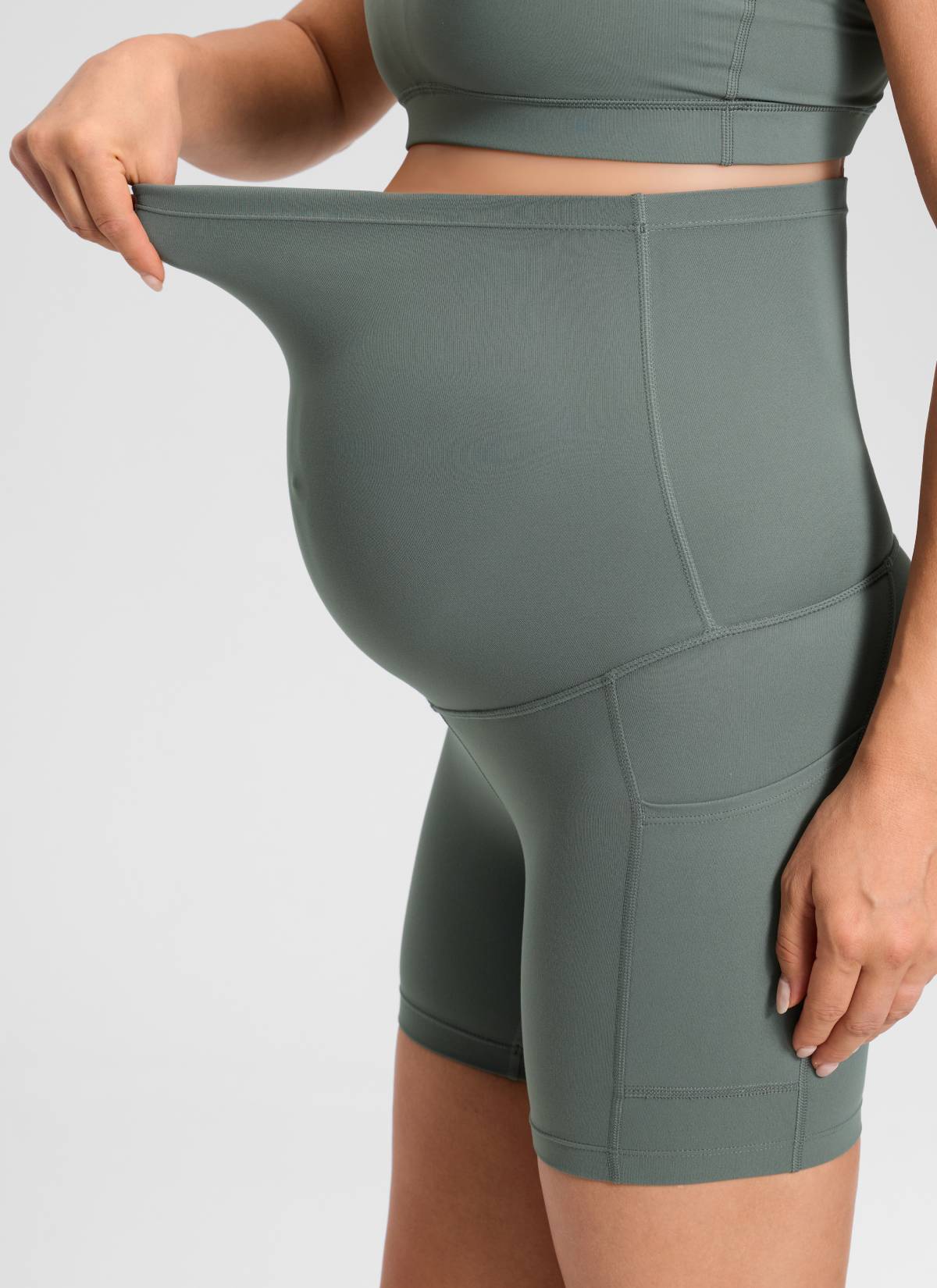 Butterluxe Maternity Pocket Shorts 5'' - Image 27