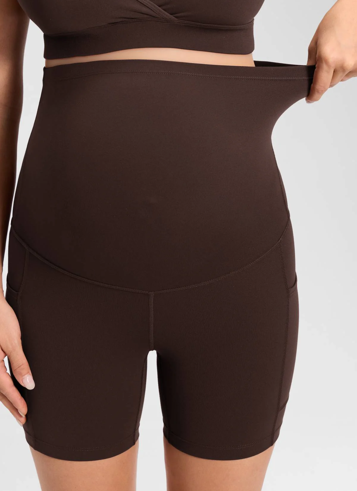 Butterluxe Maternity Pocket Shorts 5'' - Image 5