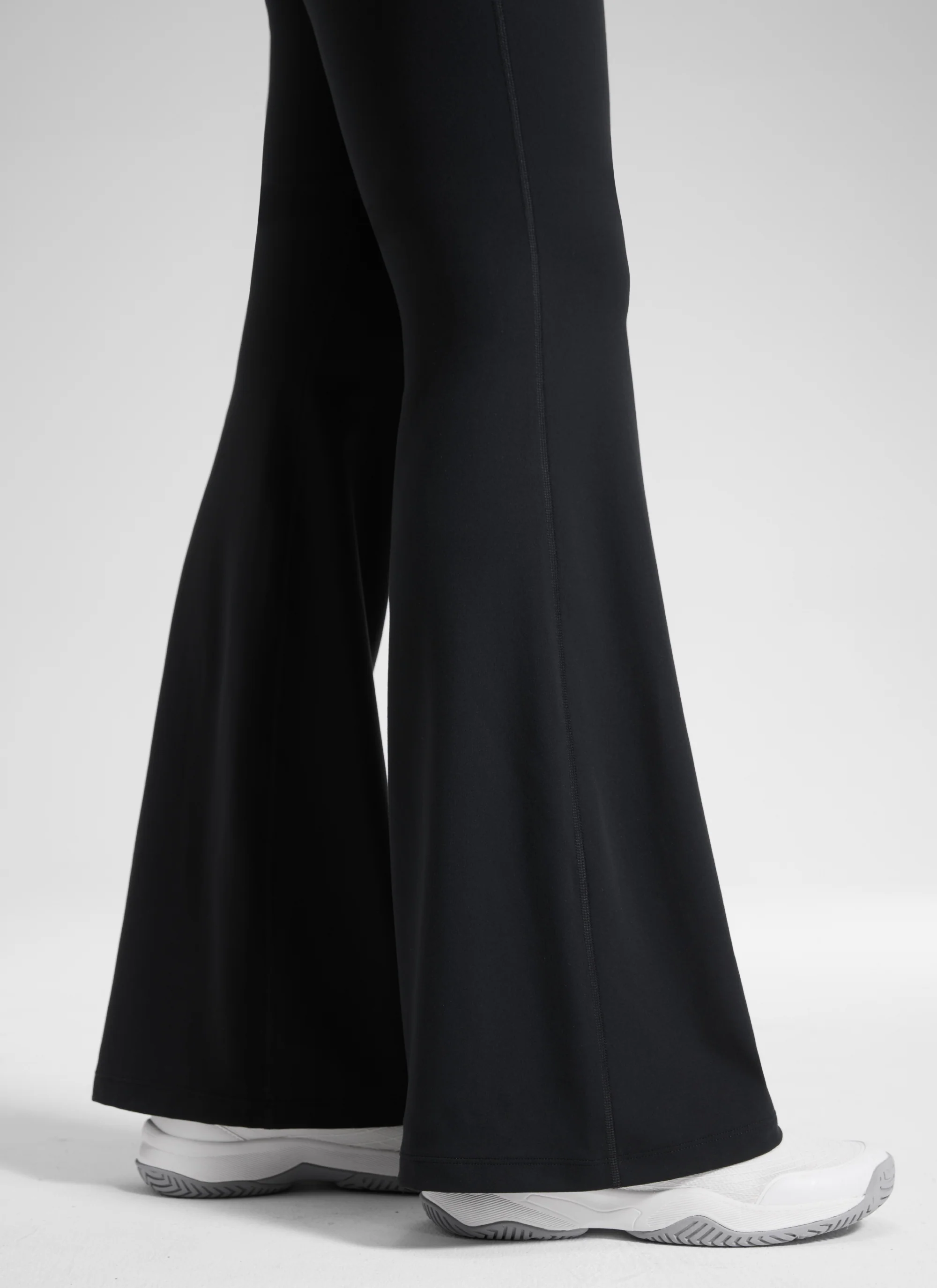 Butterluxe Maternity Flare Pocket Legging 29" - Image 6