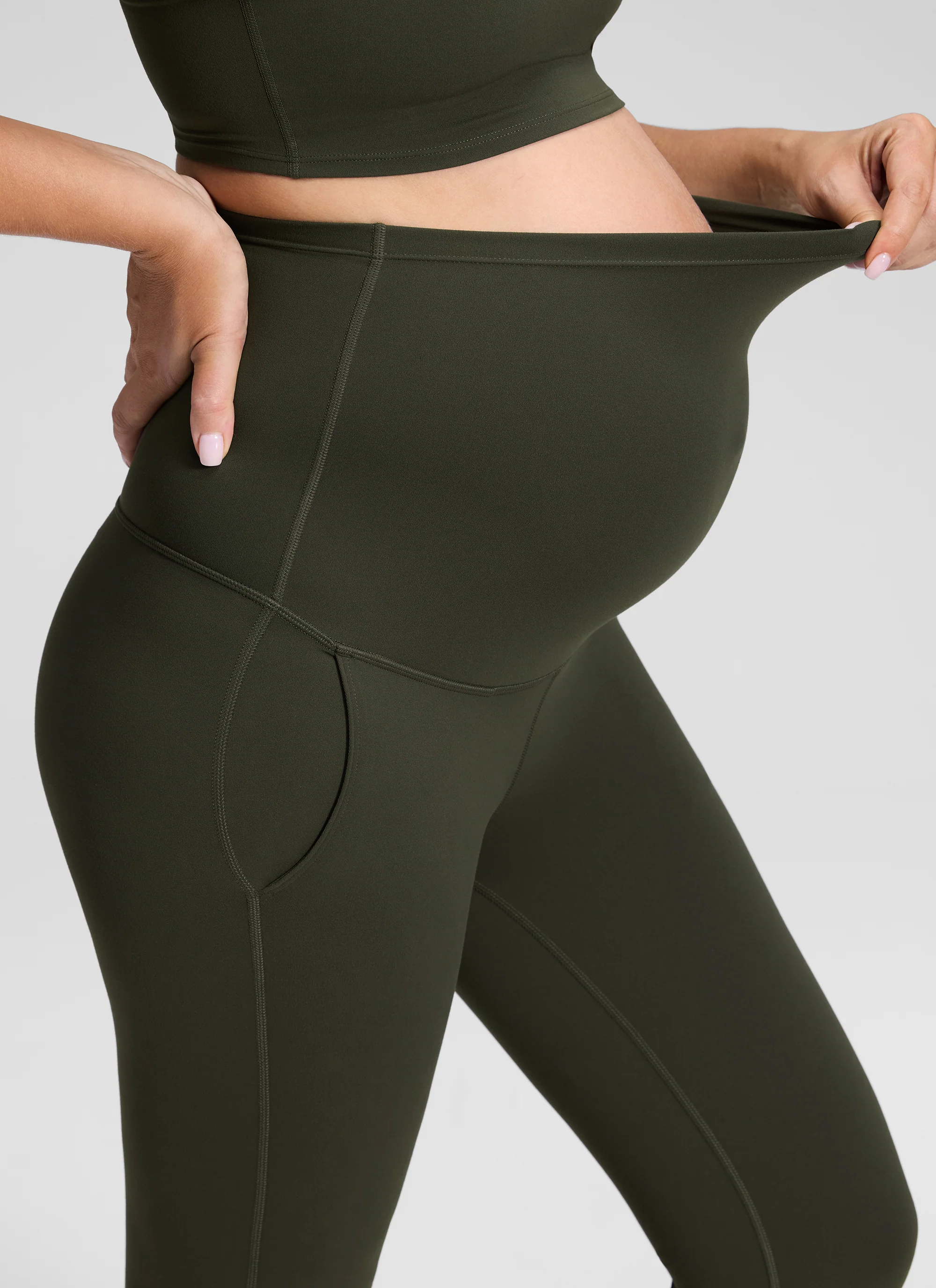 Butterluxe Maternity Pocket Legging 31" - Image 4