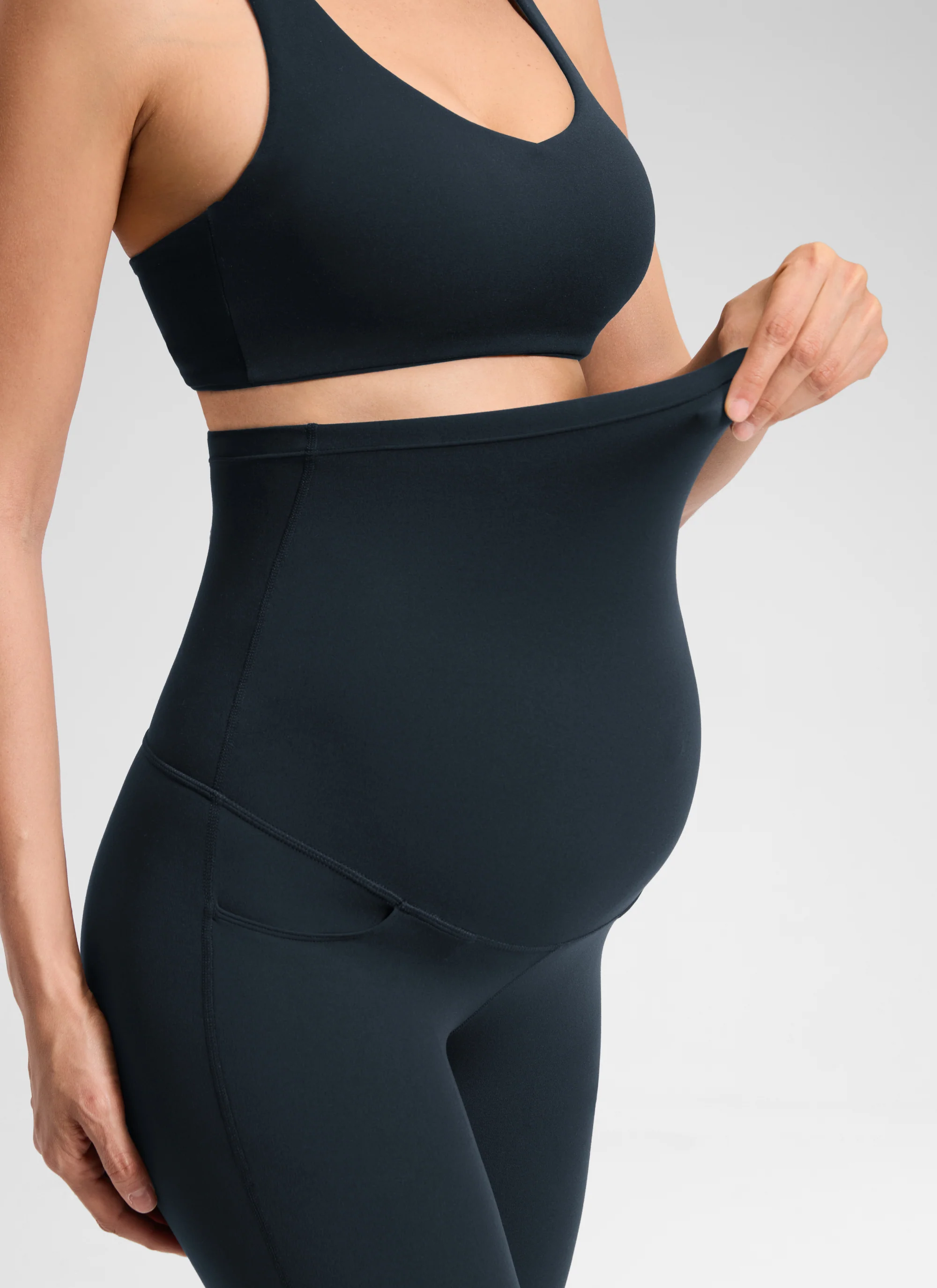 Butterluxe Maternity Flare Pocket Legging 33" - Image 15