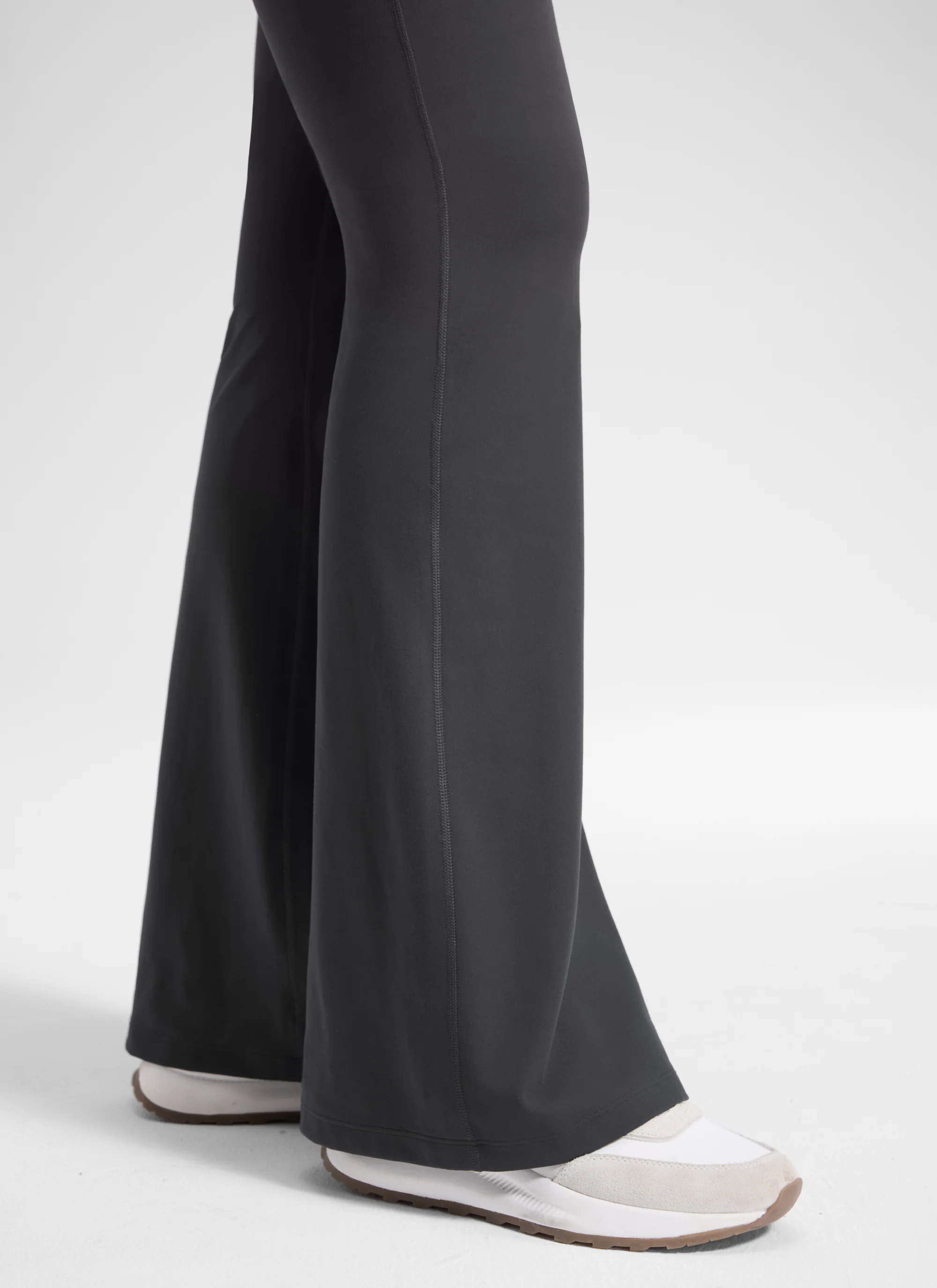 Butterluxe Maternity Flare Pocket Legging 33" - Image 21