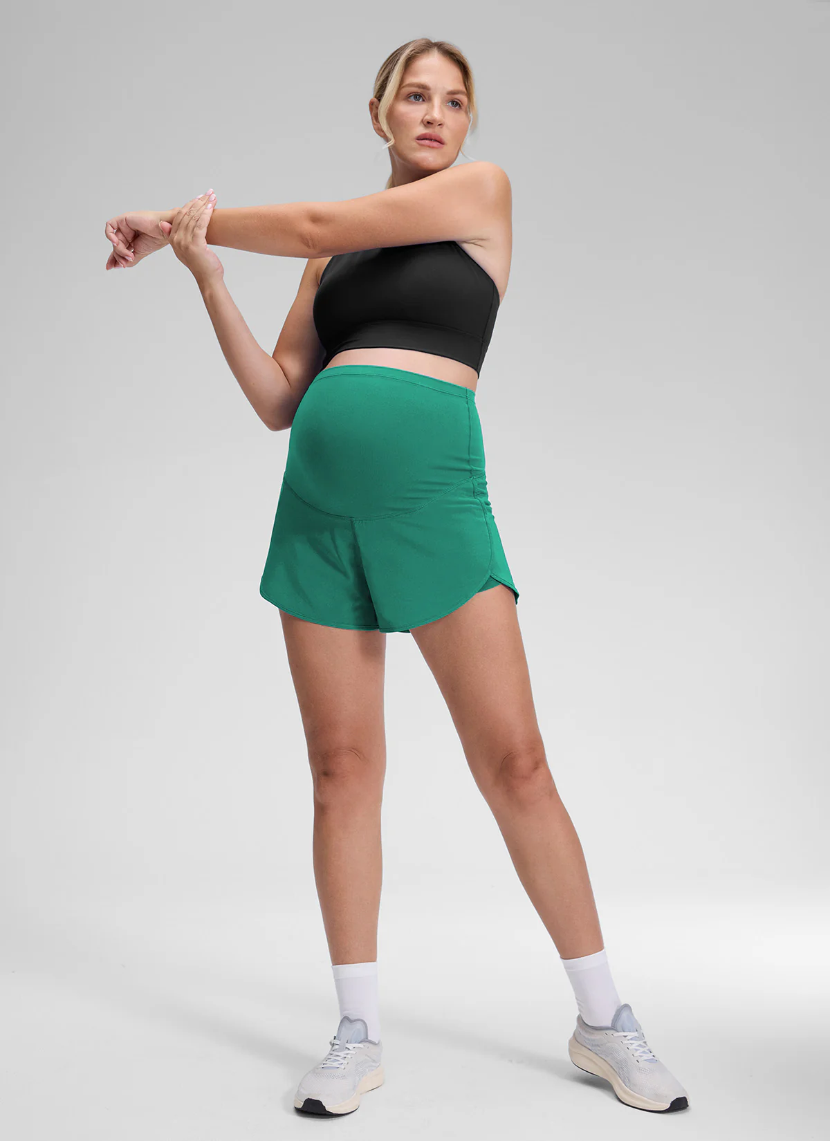 Feathery-Fit Soft 2 in 1 Maternity Shorts 3'' - Image 43