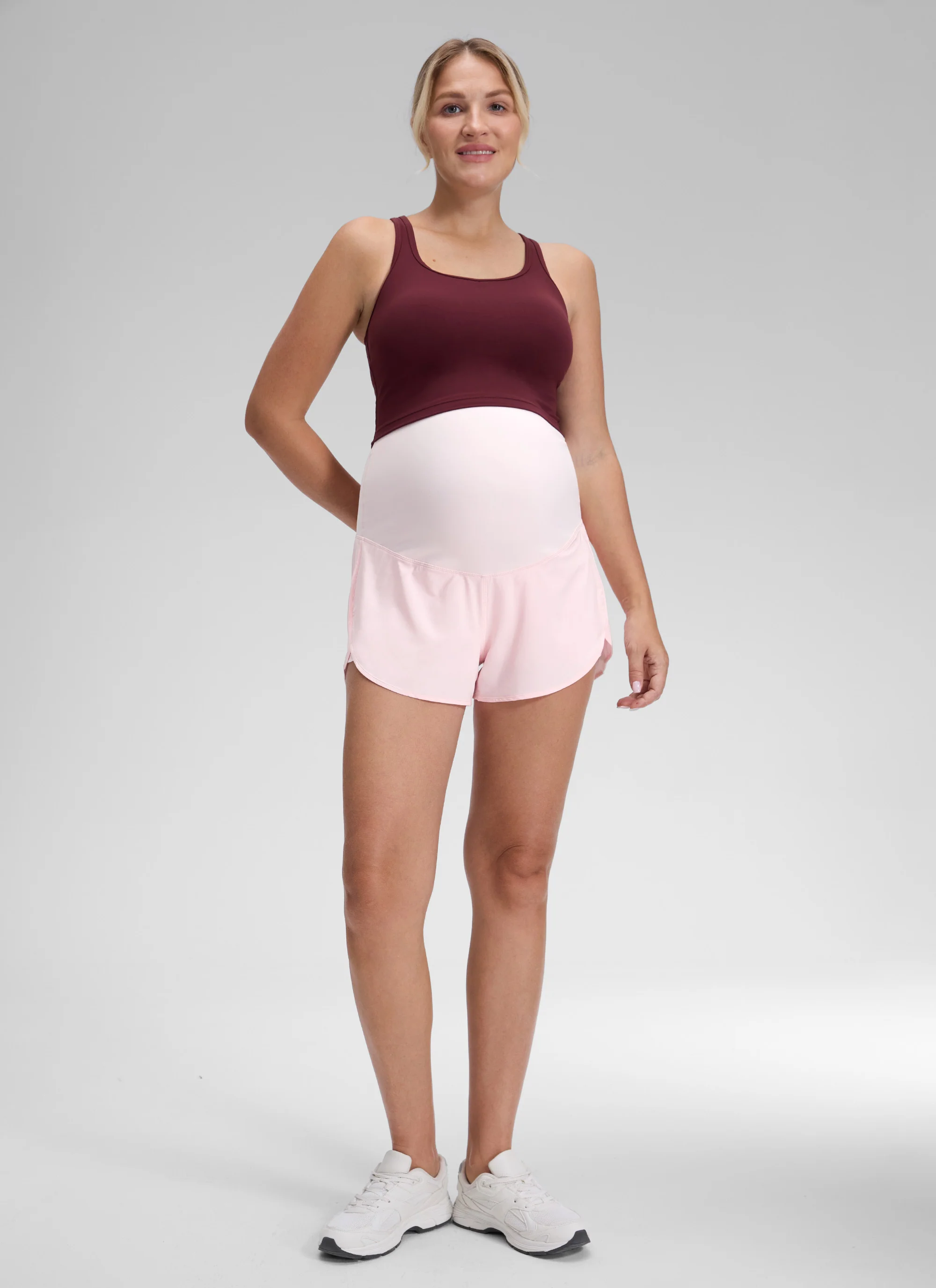Feathery-Fit Soft 2 in 1 Maternity Shorts 3'' - Image 8